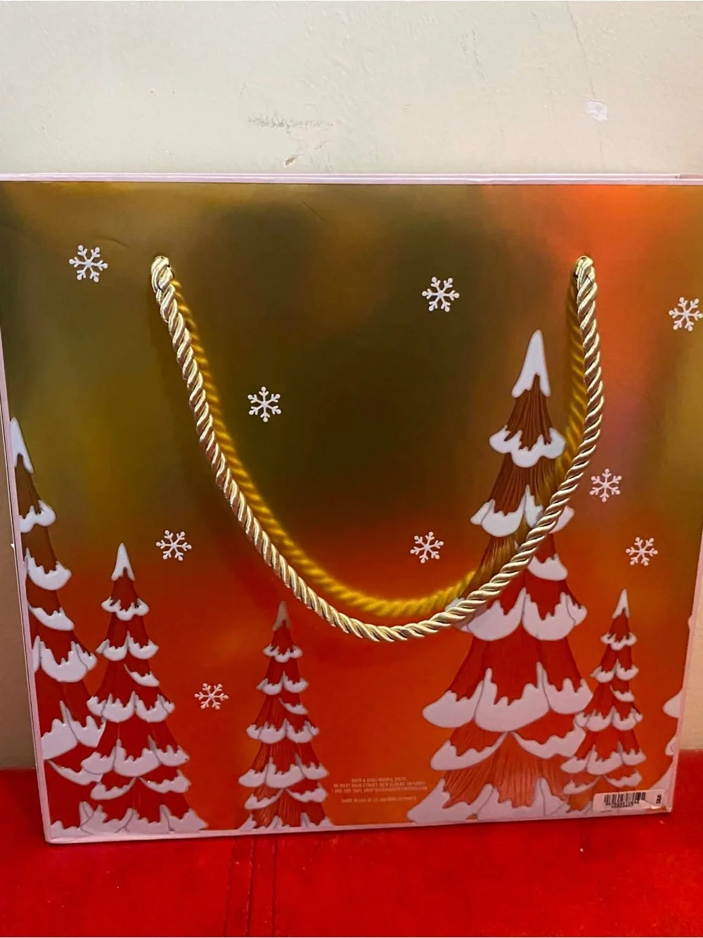 Bath & Body Works Gold & Red Holiday Gift Bag with Rope Handle